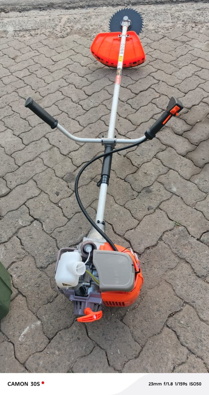 4 STROKE HAWKING BRUSHCUTTER